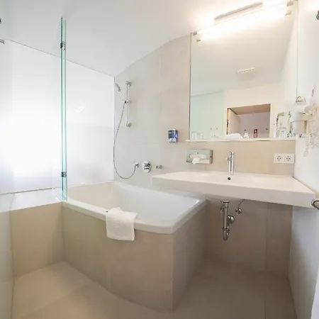 Hotel Seegasthof Oberndorfer Attersee